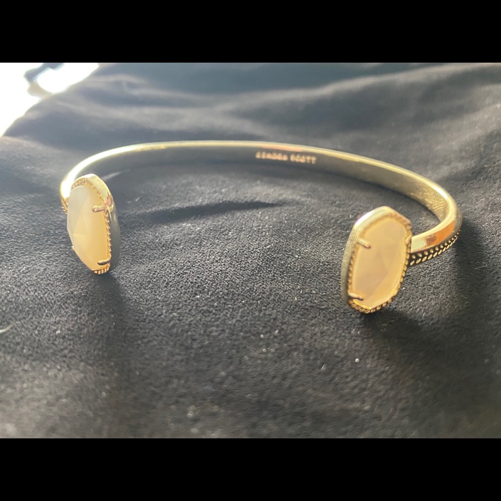 Kendra Scott MOP cuff bracelet